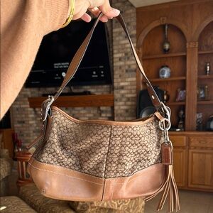 Vintage 90s / 2000s Coach Monogram Shoulder Bag